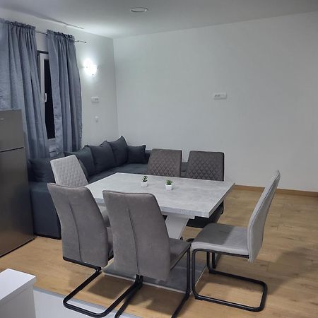 Apartmani Skorpion Kaštela Buitenkant foto