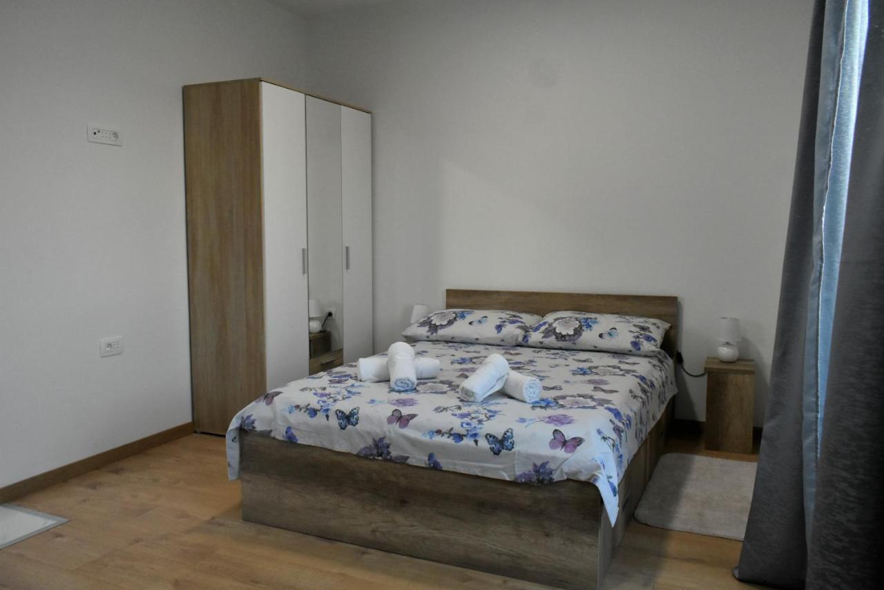 Apartmani Skorpion Kaštela Buitenkant foto